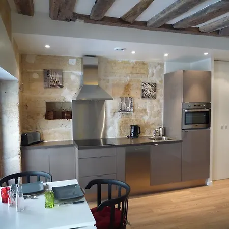 Apartment Saint Sauveur Paris